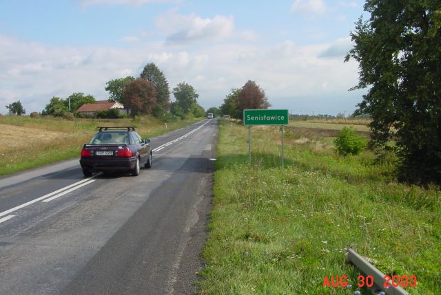 Manau, daugelis pamena tuos laikus, kai pravažiuoti kreivus ir duobėtus Lenkijos kelius buvo tikras iššūkis. Klaidingai maniau, kad taip yra iki šiol. 